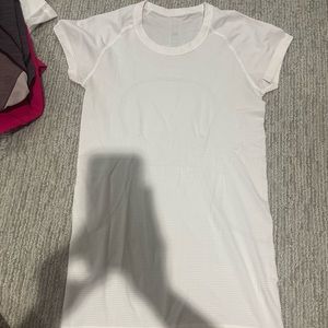 Swiftly Tech Short Sleeve Shirt-White